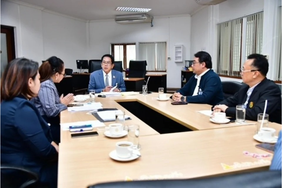 果博东方福布斯公司泰国烟草代表提交名单,敦促政府加快打击非法香烟(图1) 果博东方福布斯公司泰国烟草代表提交名单,敦促政府加快打击非法香烟(图1)